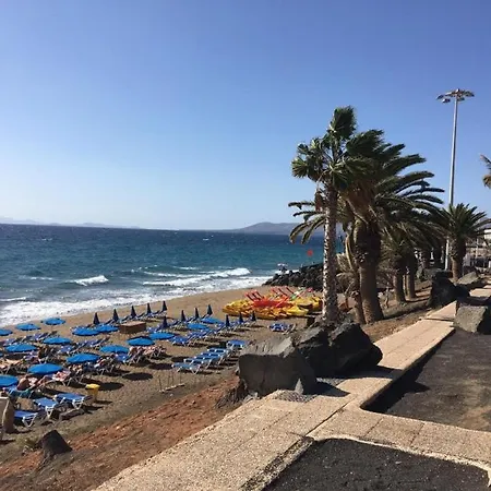 Willa Casa Terrero- A Charming 3 Bedroom - Walking Distance To Restaurants And The Beach Puerto del Carmen (Lanzarote)
